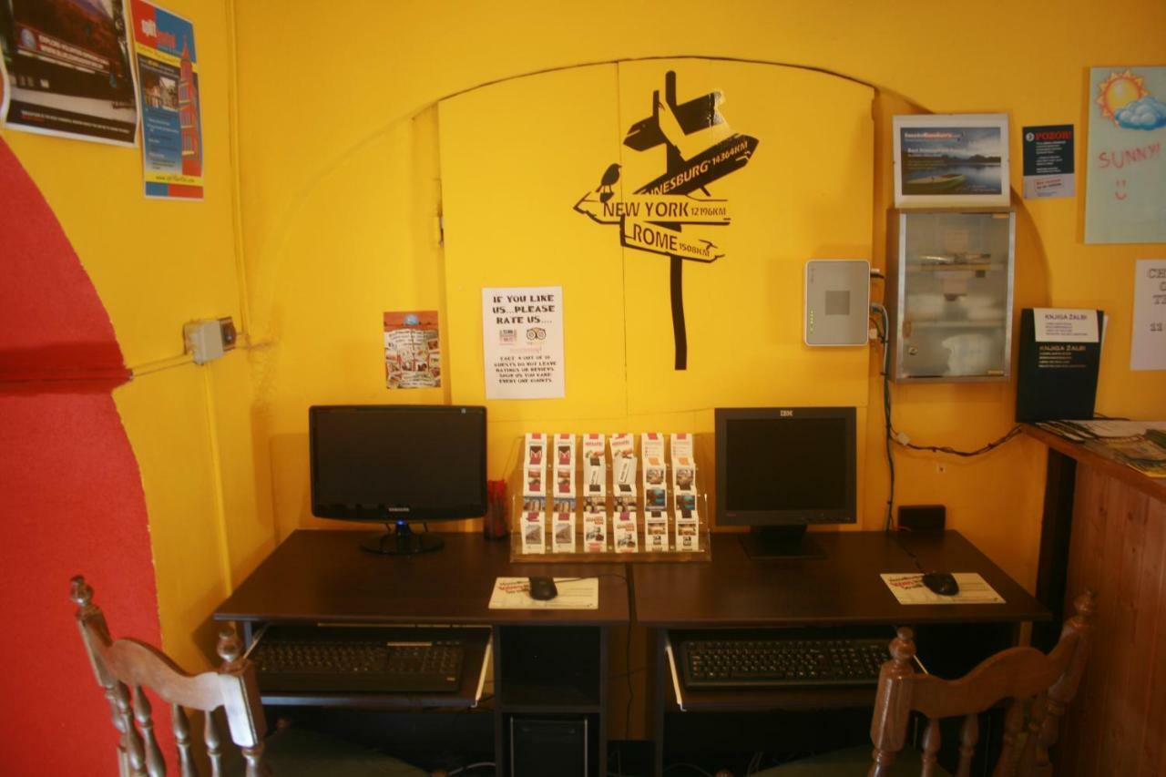 The Mellow Monkey Hostel Zadar Exterior foto